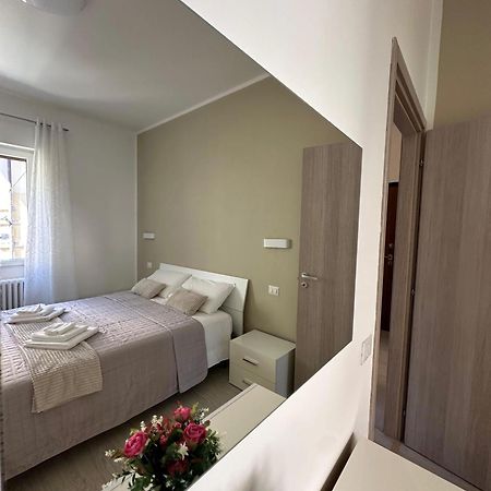 Apartment Jessy Baveno Esterno foto