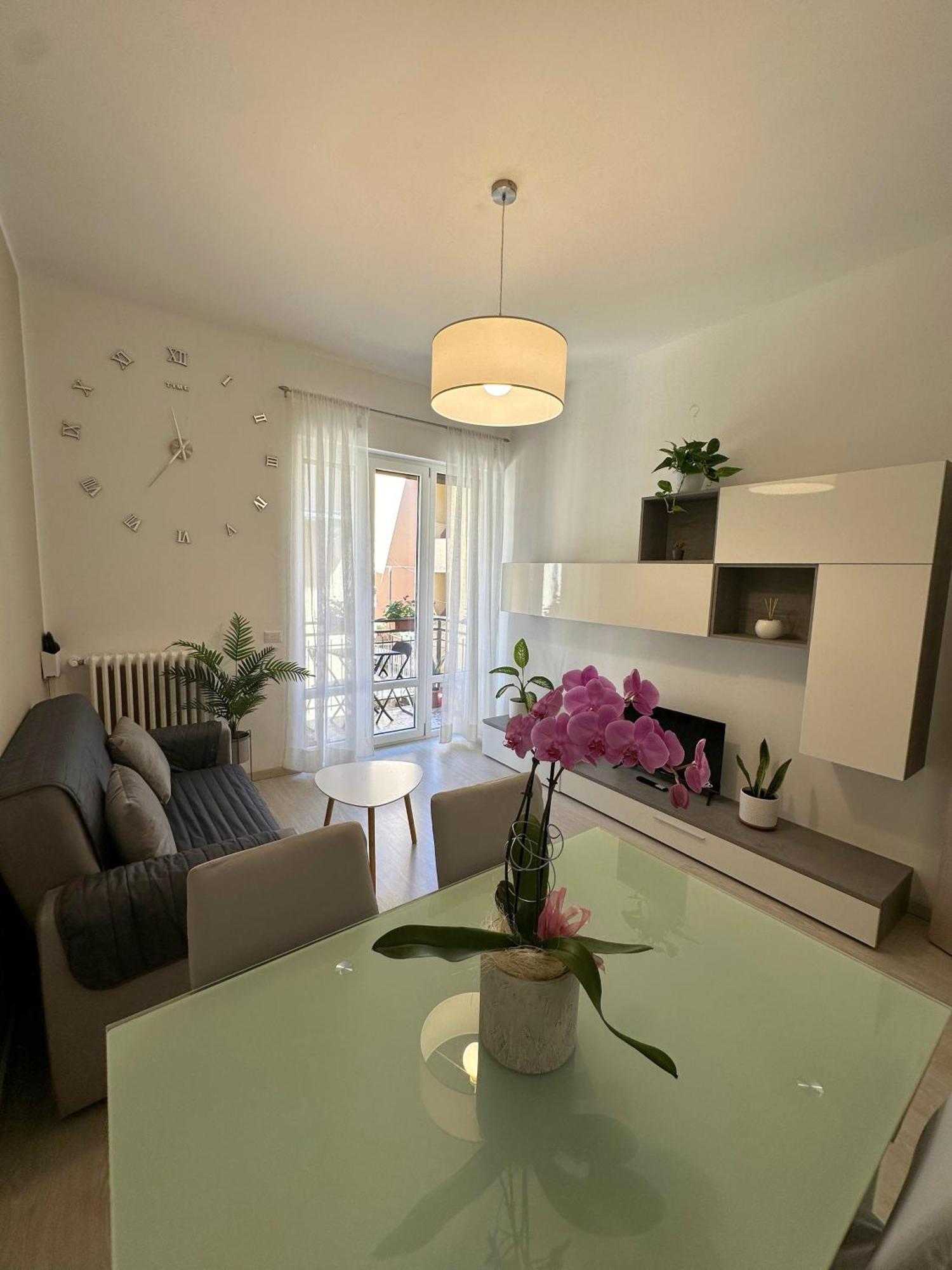 Apartment Jessy Baveno Esterno foto